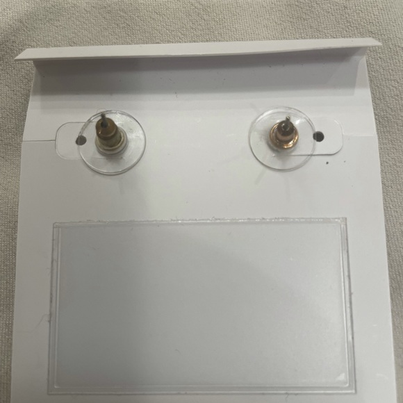 Kendra Scott Everett Stud Earrings, white banded agate, antique brass, beautiful - Picture 5 of 9